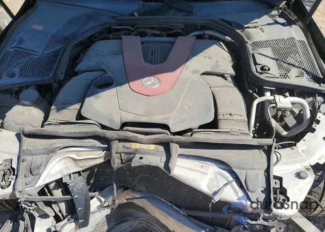 2016 Mercedes-Benz C 450 4Matic Amg z USA, uszkodzony, nr VIN 55SWF6EB4GU140228